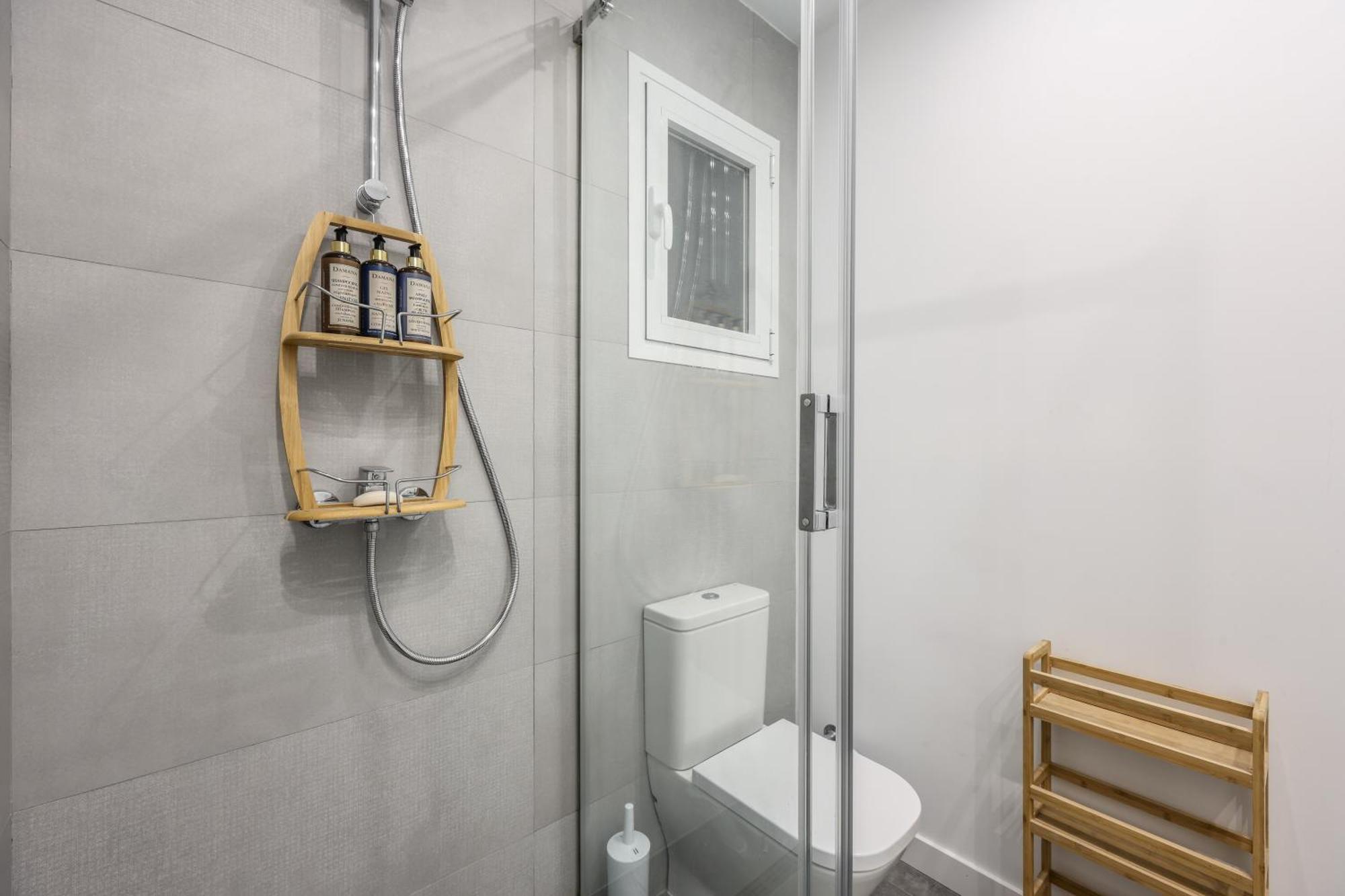 Be Coliving Madrid Centro Hotel Екстериор снимка