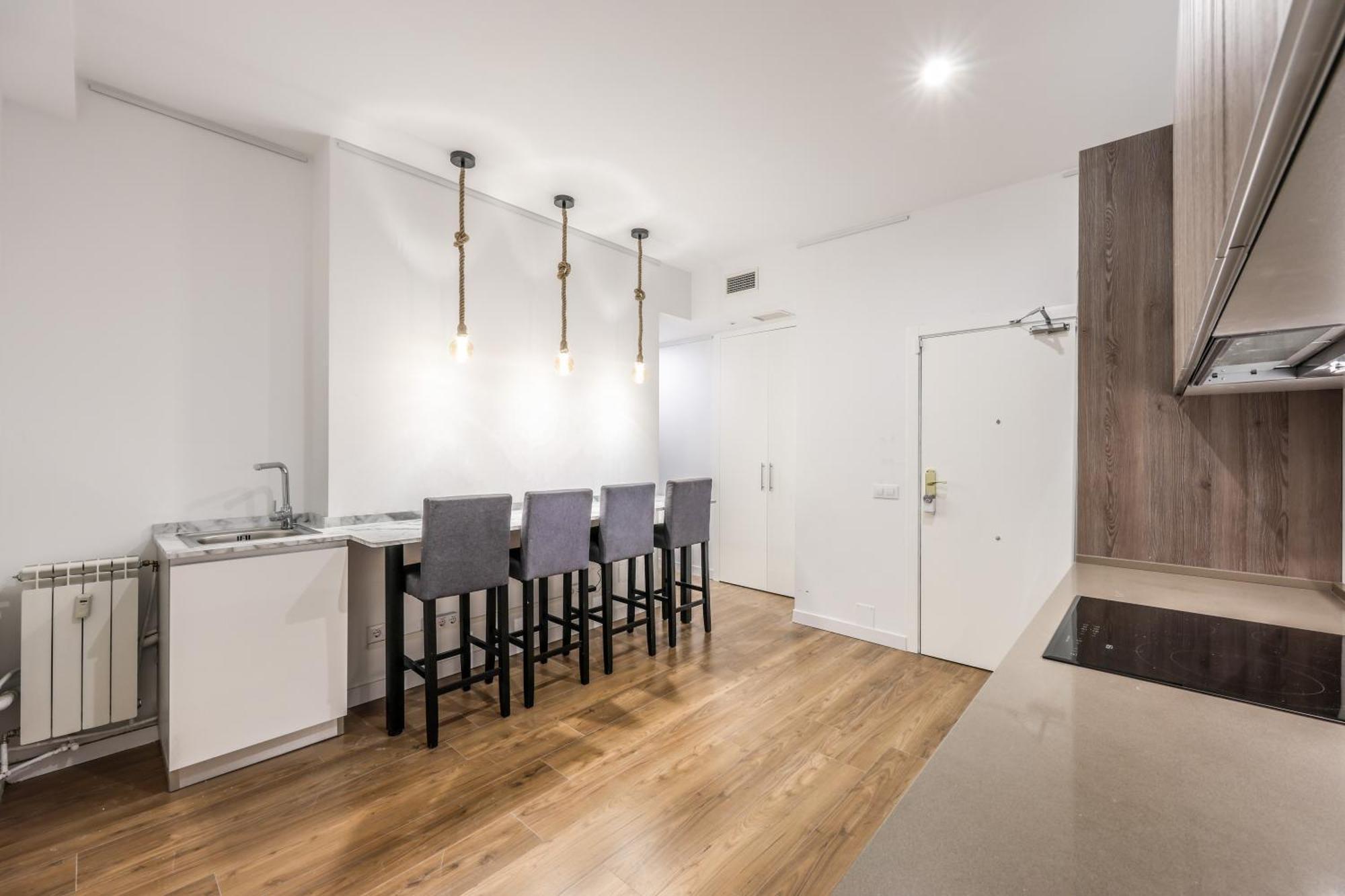 Be Coliving Madrid Centro Hotel Екстериор снимка