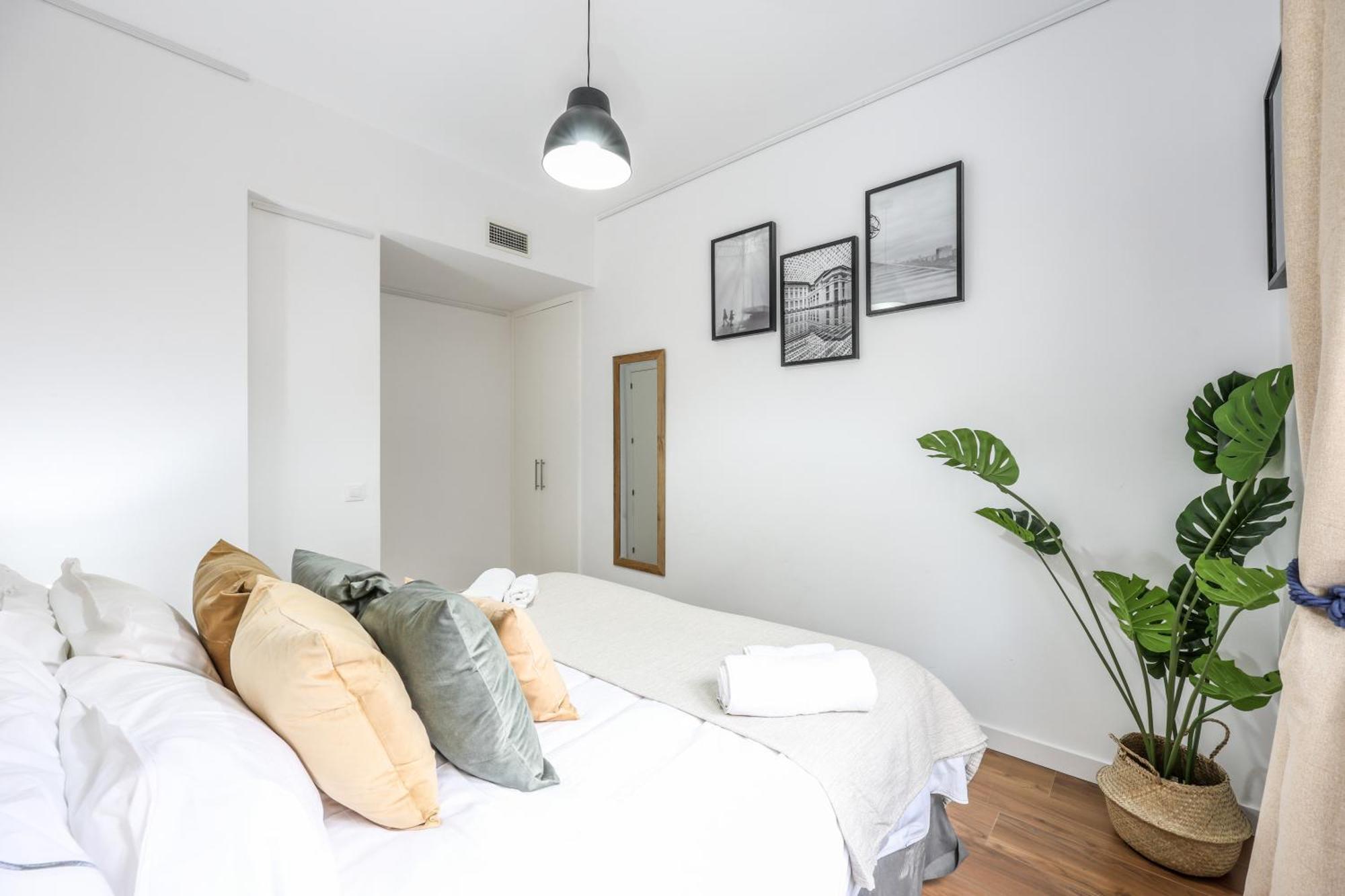 Be Coliving Madrid Centro Hotel Екстериор снимка